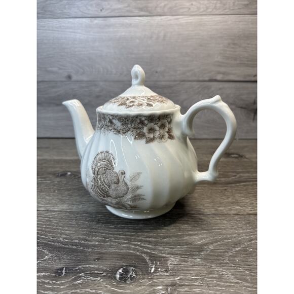 Queen's Myott Factory Thanksgiving Turkey Tea Pot Brown 40 oz Glossy Ceramic - Picture 5 of 10